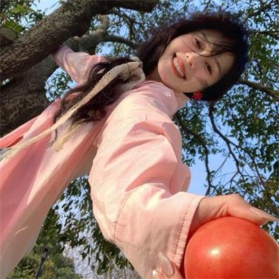艳阳春水惊鸿